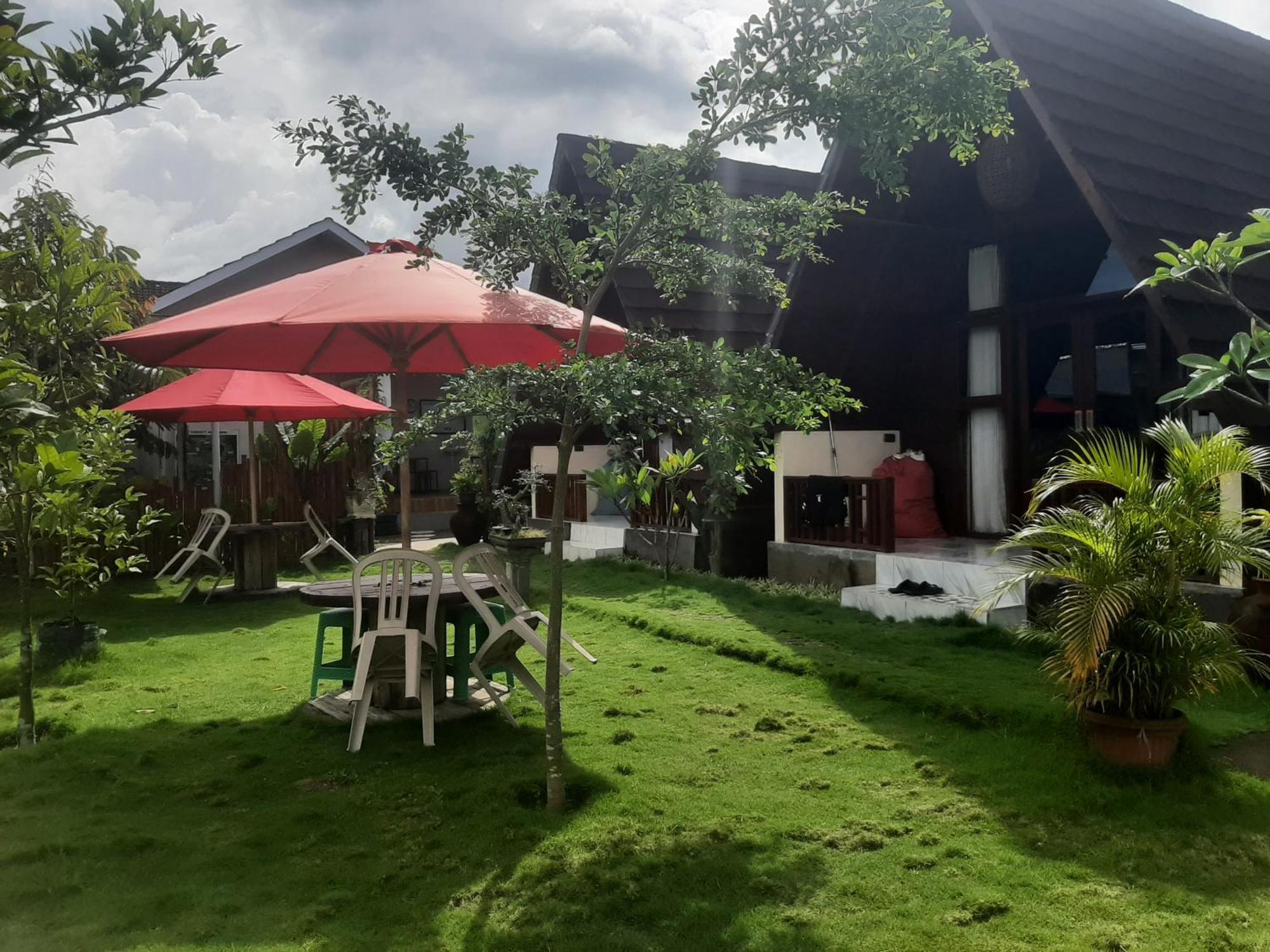 D' Carasti Bungalow Masbagik Exterior foto